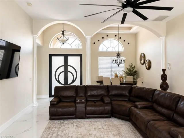 1816 Sw 51st St, Cape Coral, Florida 33914