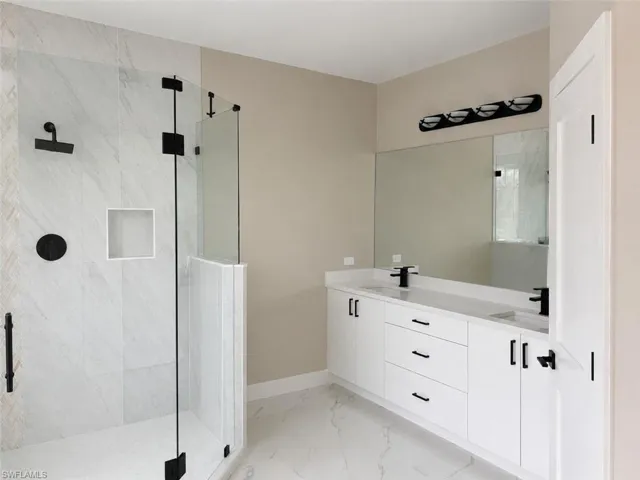 1816 Sw 51st St, Cape Coral, Florida 33914