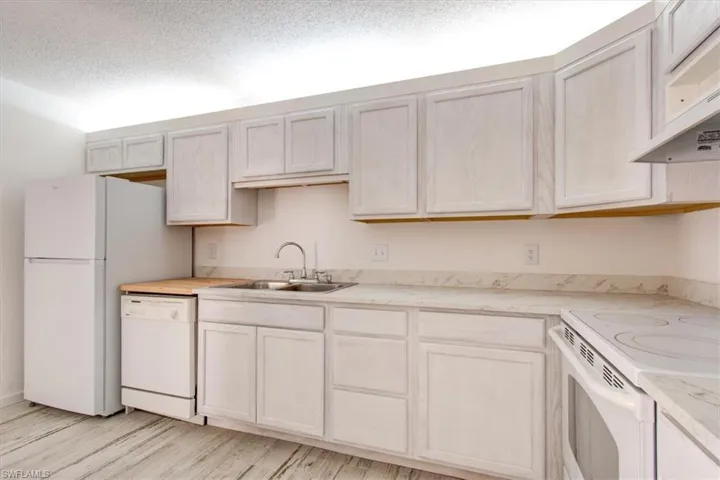 1165  Palm  AVE, North Fort Myers, FL 33903