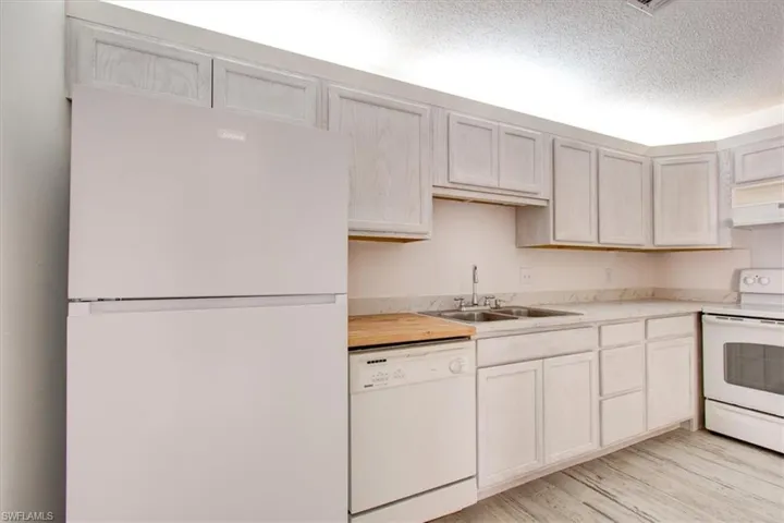 1165  Palm  AVE, North Fort Myers, FL 33903