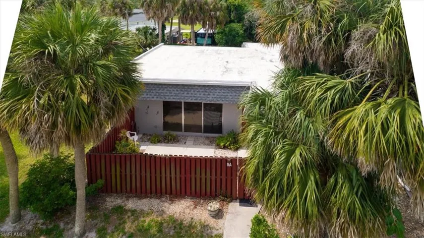 1165  Palm  AVE, North Fort Myers, FL 33903