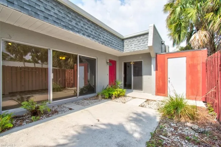 1165  Palm  AVE, North Fort Myers, FL 33903