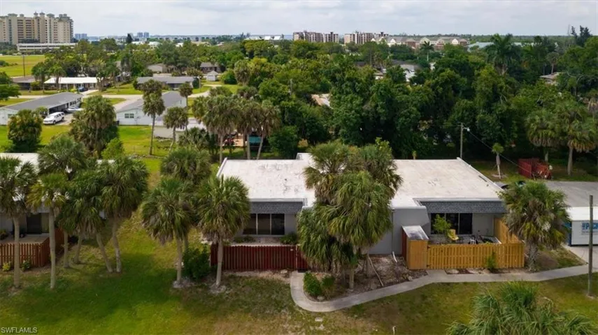 1165  Palm  AVE, North Fort Myers, FL 33903