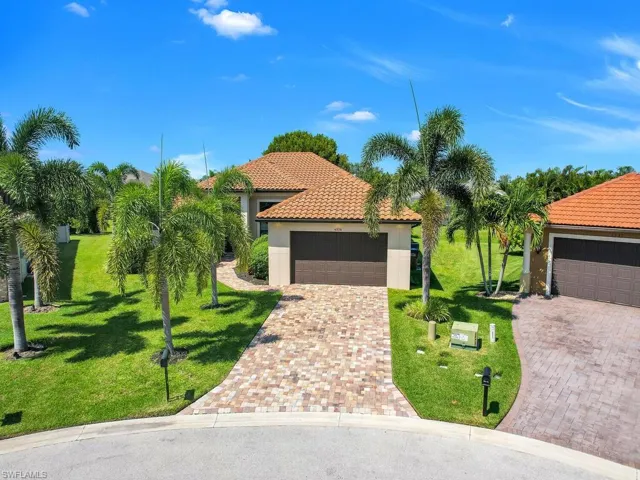 Beautiful Curb Appeal, Paver driveway. Home is at end of cul de sac