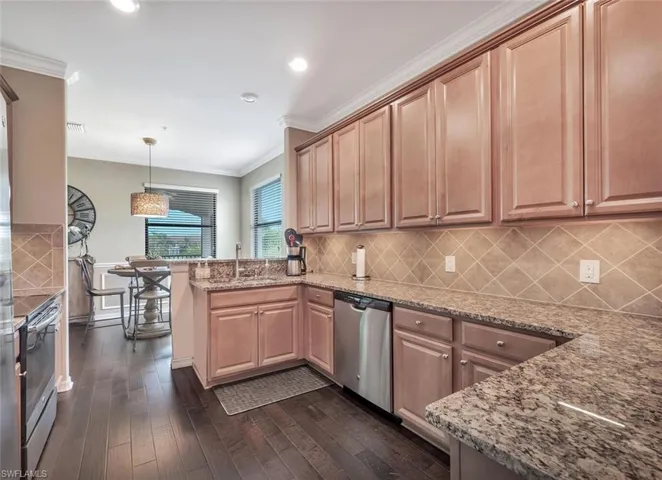 9485 Casoria Ct # 202, Naples, Florida 34113