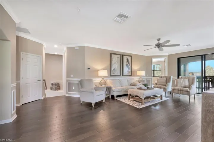 9485 Casoria Ct # 202, Naples, Florida 34113