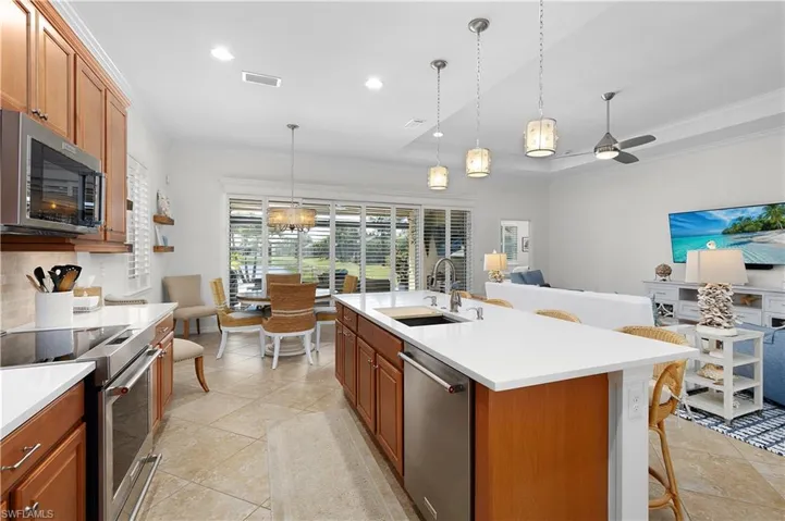 10621  Carena  CIR, Fort Myers, FL 33913
