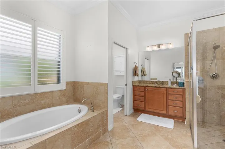 10621  Carena  CIR, Fort Myers, FL 33913