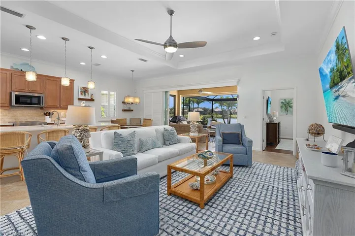 10621  Carena  CIR, Fort Myers, FL 33913