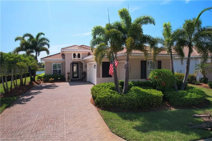 10621  Carena  CIR, Fort Myers, FL 33913