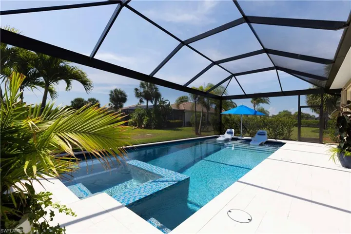 10621  Carena  CIR, Fort Myers, FL 33913