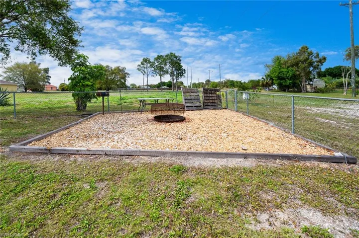 205 Reaville CT, FORT MYERS FL 33913