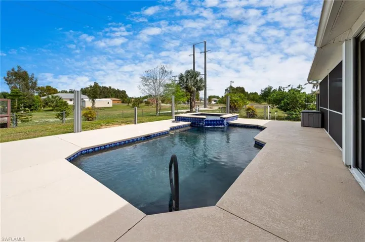 205 Reaville CT, FORT MYERS FL 33913