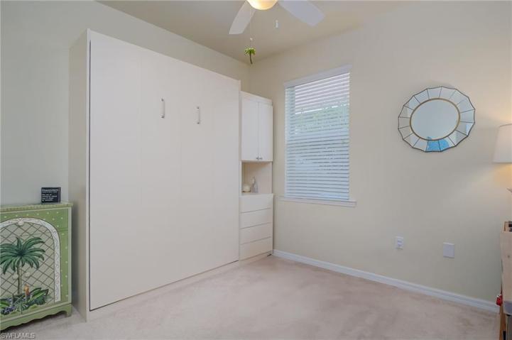 Guest bedroom - Murphy bed does not convey