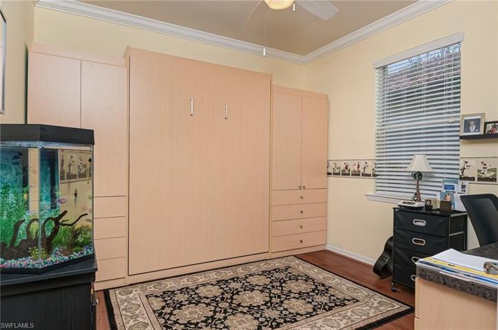 Murphy bed is included