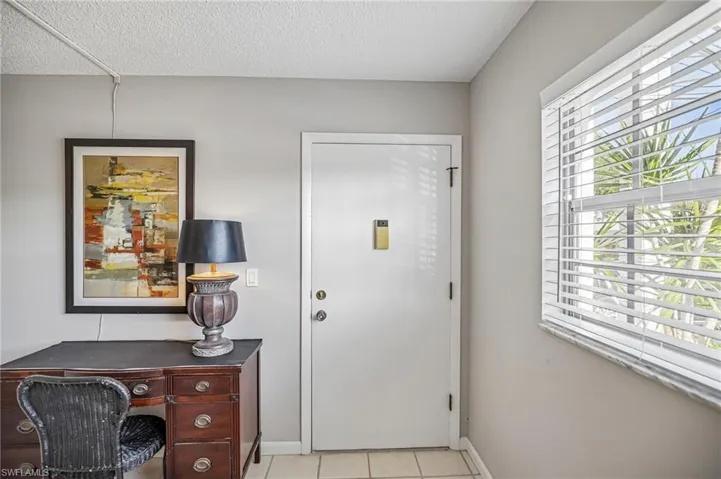 1514 Edgewater Cir 3a, Fort Myers, Florida 33919