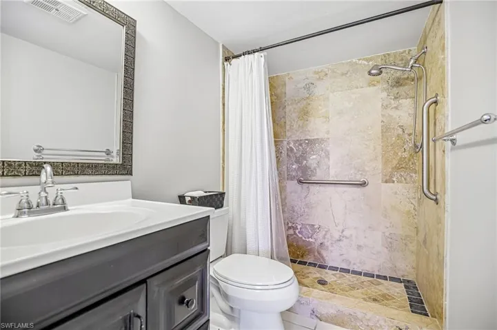1514 Edgewater Cir 3a, Fort Myers, Florida 33919