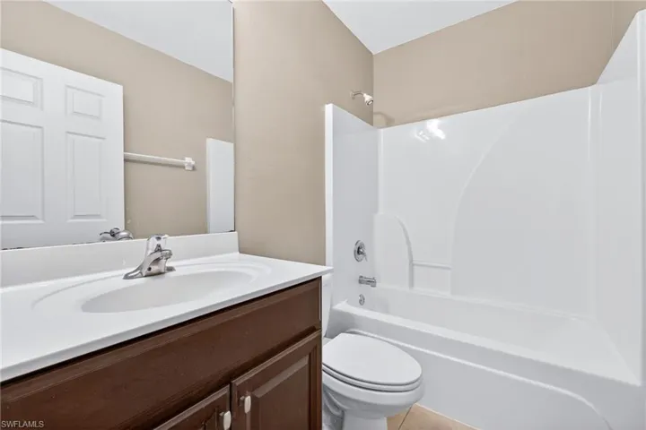 3806  Clearbrook  LN, Fort Myers, FL 33966