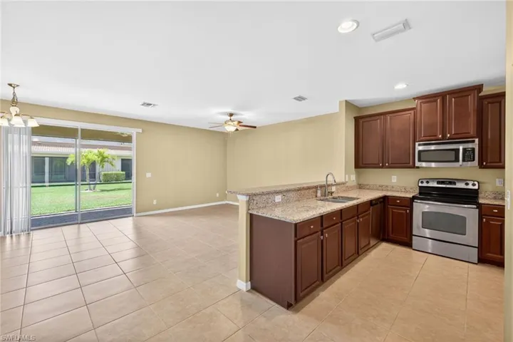 3806  Clearbrook  LN, Fort Myers, FL 33966