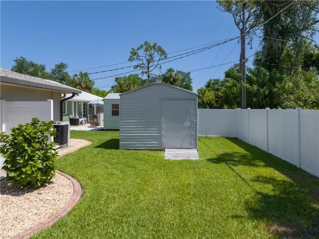 2298  Sunninglow  ST, Port Charlotte, FL 33948