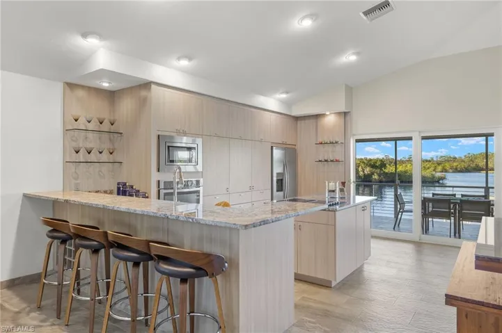 Level 2 kitchen