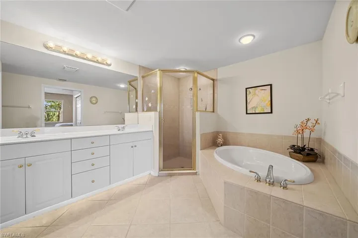 3924  Forest Glen  BLVD, Naples, FL 34114