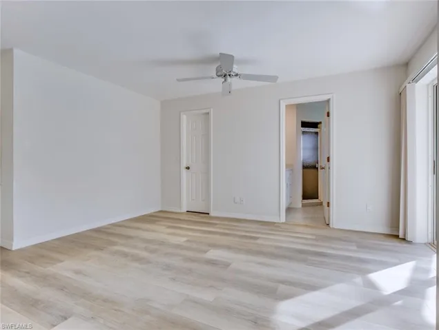 2nd Master Bedroom photo 3