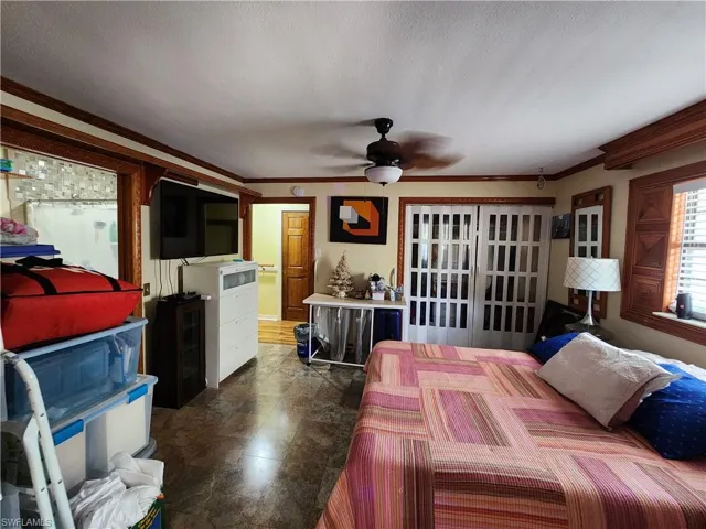 1370 Harbor View Dr, North Fort Myers, Florida 33917