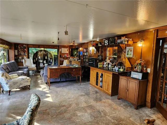1370 Harbor View Dr, North Fort Myers, Florida 33917