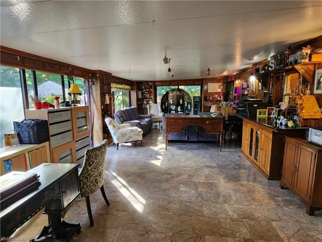 1370 Harbor View Dr, North Fort Myers, Florida 33917