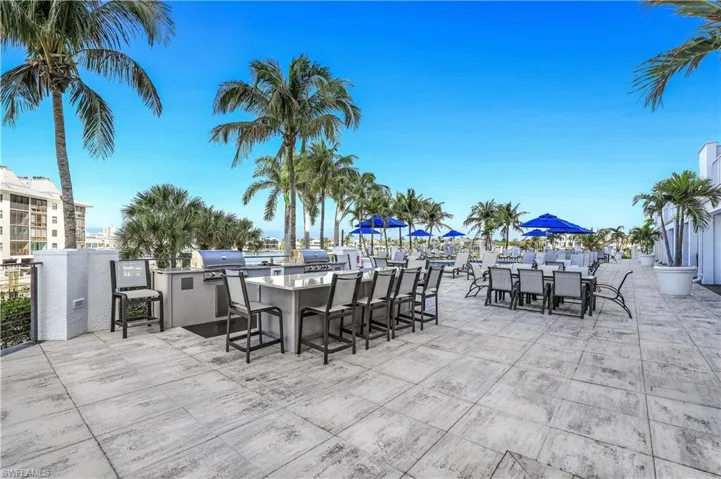 460  Launch  CIR, Naples, FL 34108