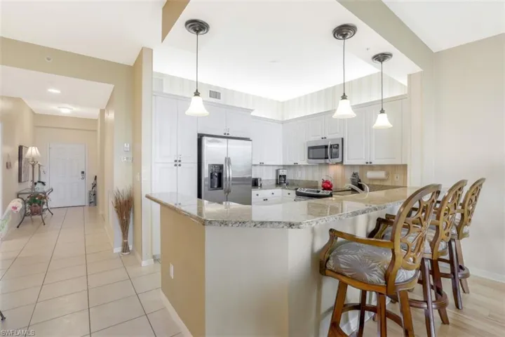 460  Launch  CIR, Naples, FL 34108