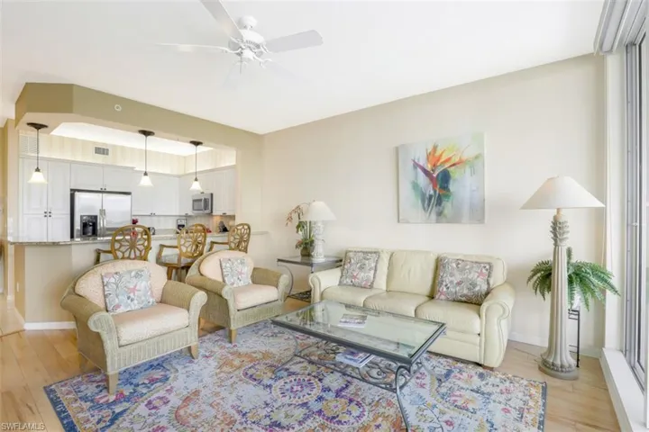 460  Launch  CIR, Naples, FL 34108