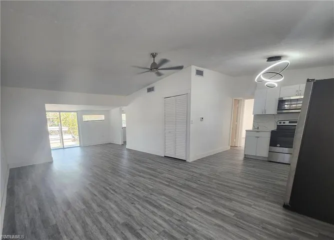 2248 Marina Park Dr, Fort Myers, Florida 33905