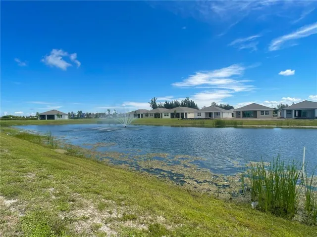 417 Coral Reef Pl, Cape Coral, Florida 33993