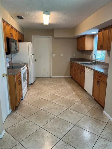 222 Robert Ave, Lehigh Acres, Florida 33936