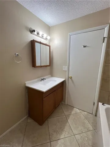222 Robert Ave, Lehigh Acres, Florida 33936