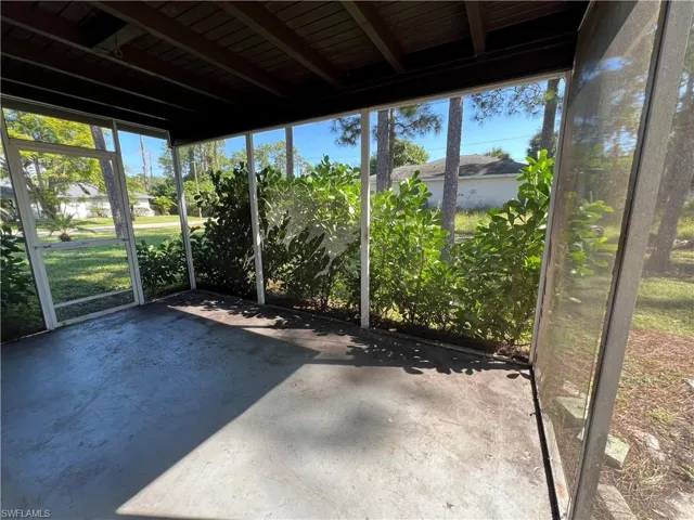 222 Robert Ave, Lehigh Acres, Florida 33936