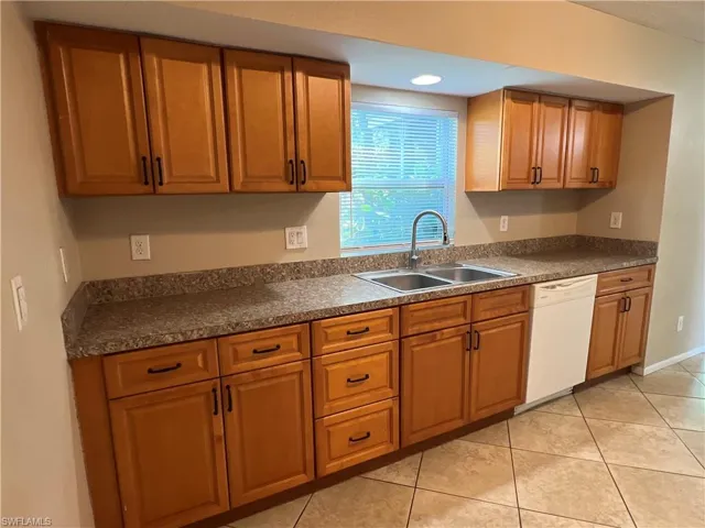222 Robert Ave, Lehigh Acres, Florida 33936