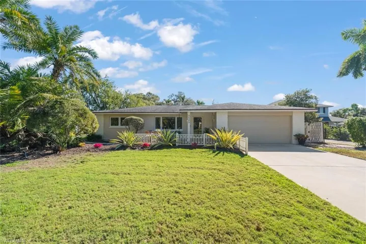 3325 Avocado Dr