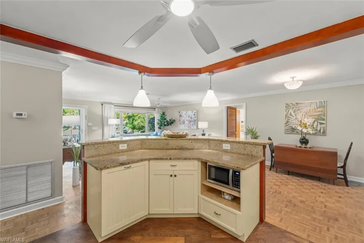 Kitchen Center Island