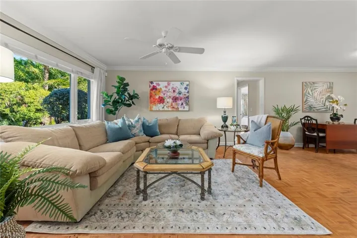 Living area with parquet floors