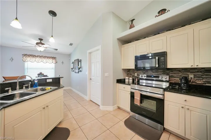 4110  9th W ST, Lehigh Acres, FL 33971