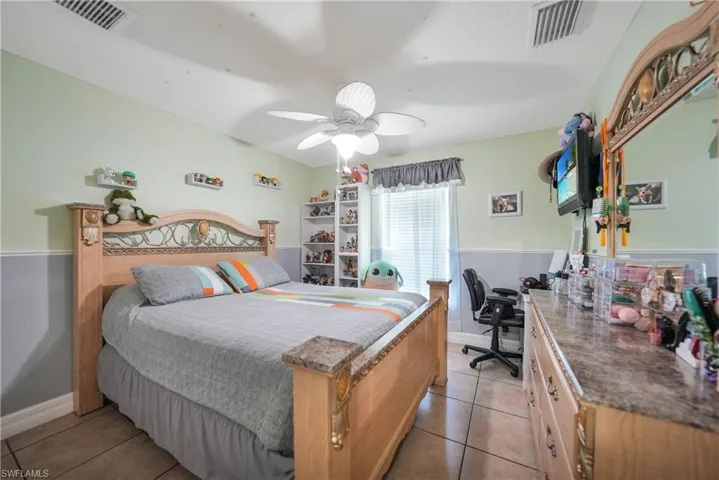 4110  9th W ST, Lehigh Acres, FL 33971