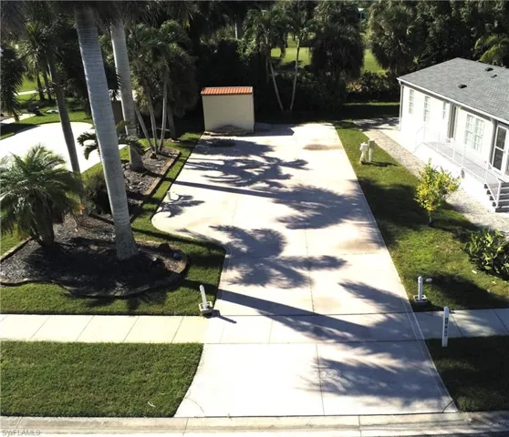 1275 Silver Lakes Blvd, Naples, Florida 34114