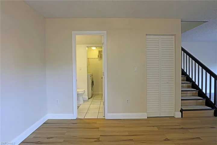 5219  Cedarbend  DR, Fort Myers, FL 33919