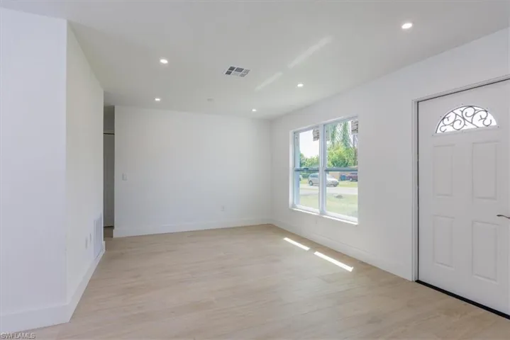 2209  Delta  ST, Fort Myers, FL 33907