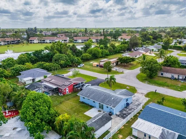 2209  Delta  ST, Fort Myers, FL 33907