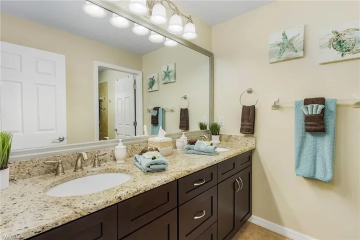 132 Se 27th Ter, Cape Coral, Florida 33904