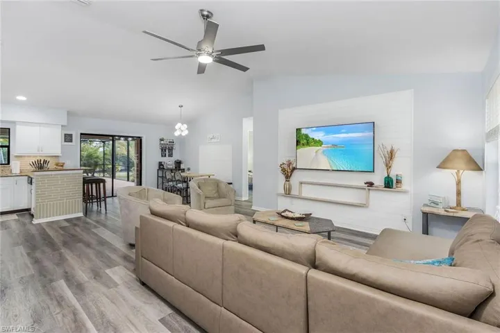 132 Se 27th Ter, Cape Coral, Florida 33904